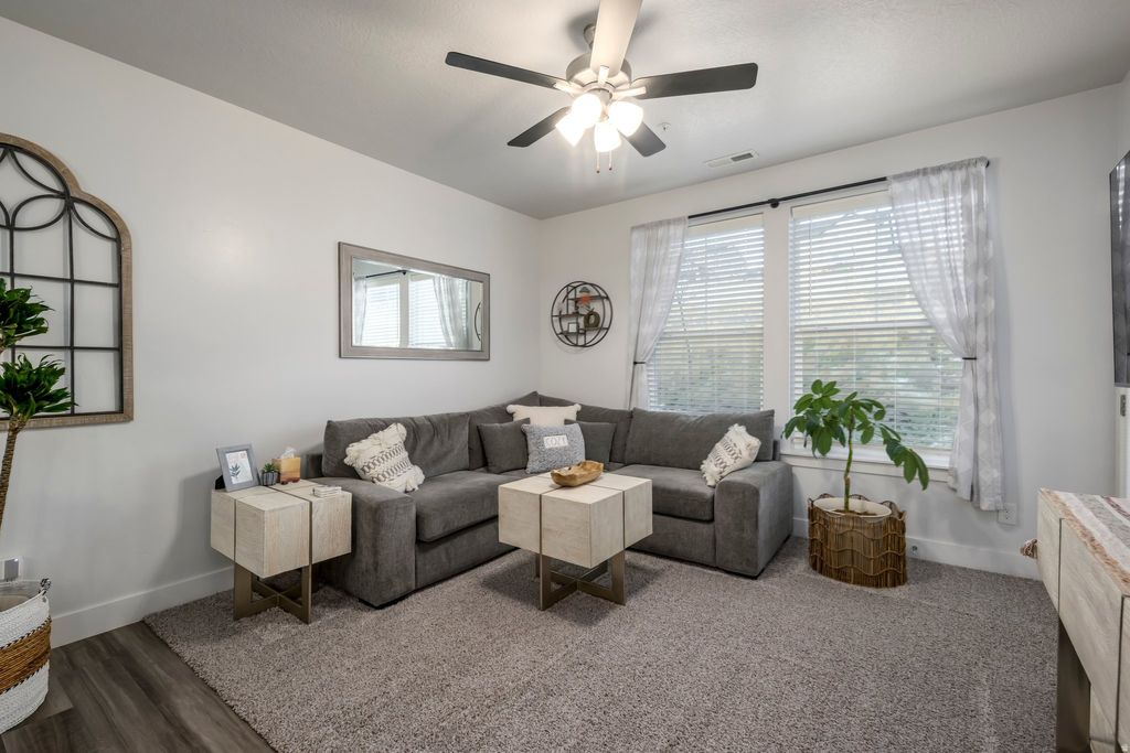 Photo of 1838 W EAGLEWOOD DR #R101, Saratoga Springs, UT 84045 (MLS # 2130053)