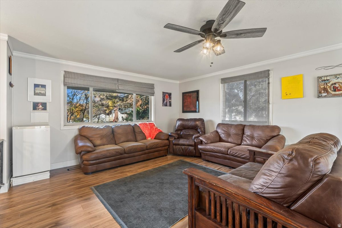 LAKEWAY - Residential