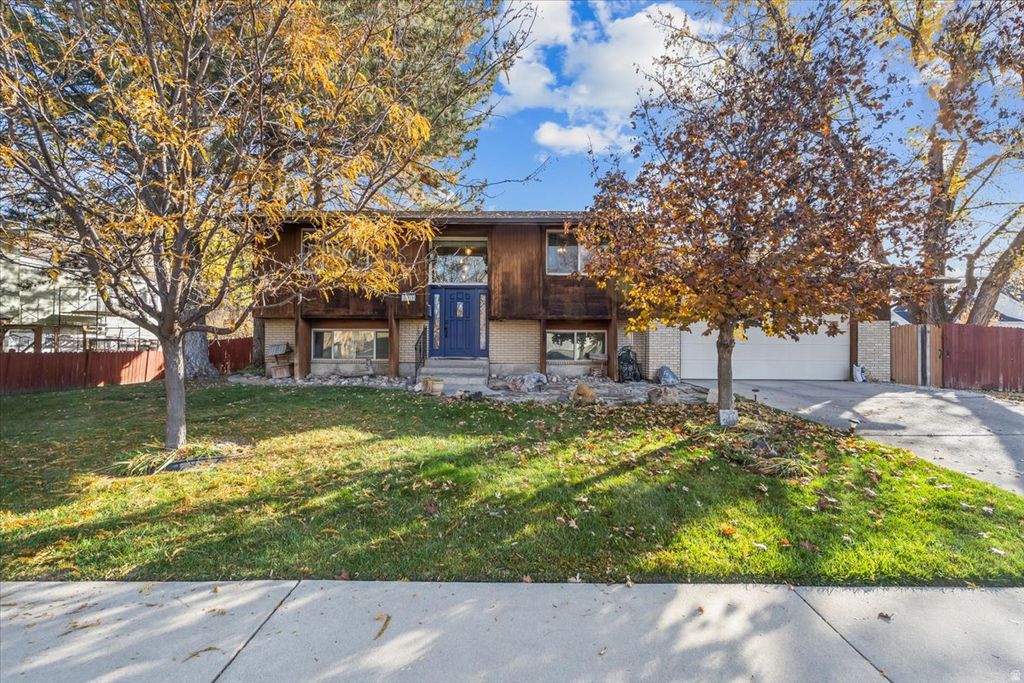 Photo of 273 S 1860 W, Provo, UT 84601 (MLS # 2122623)