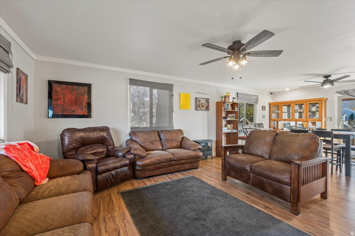 LAKEWAY - Residential