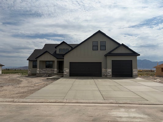 10830 N 8325 W 37, TREMONTON, UT 84337 - Image ed93b1ffcdb87e9d5b9c102e07ceca0d/3670771743