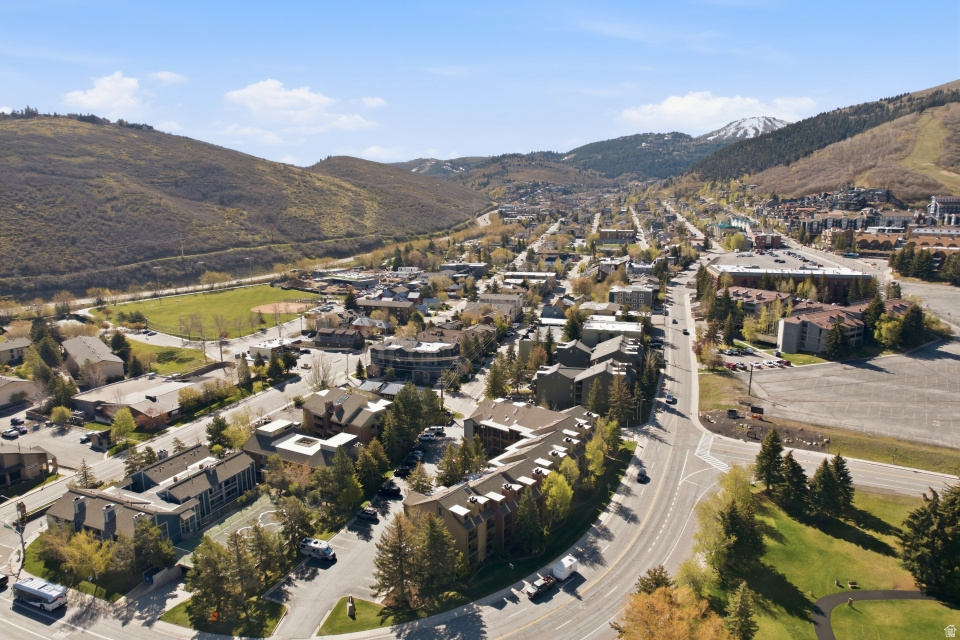 SNOWCREST - Residential
