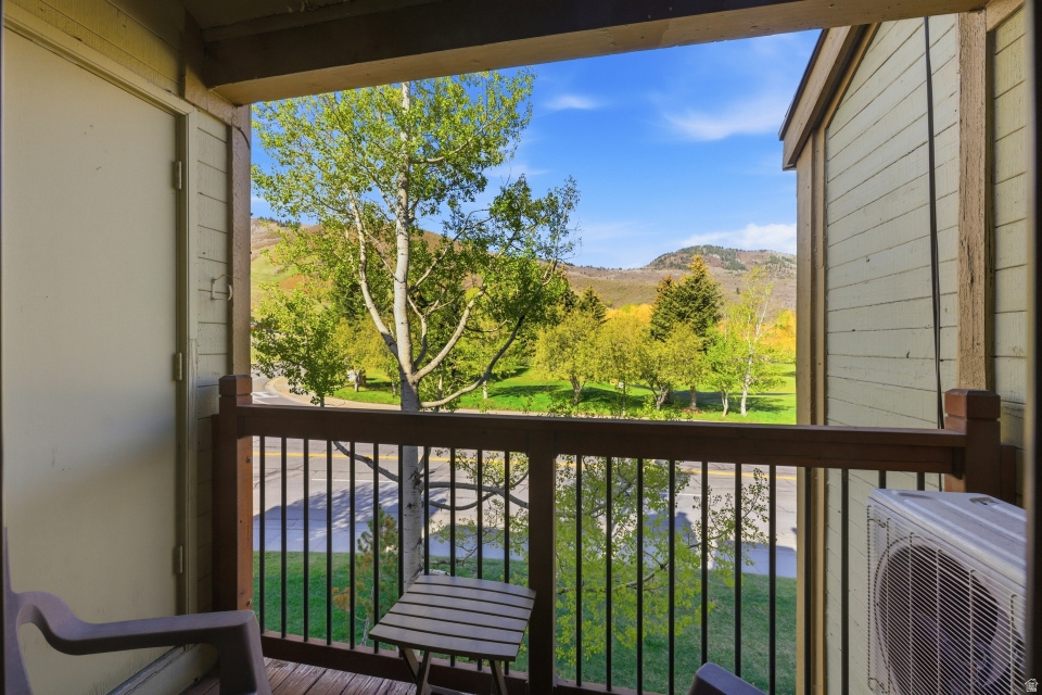 SNOWCREST - Residential