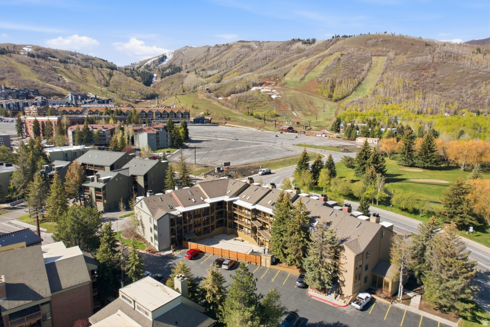 SNOWCREST - Residential