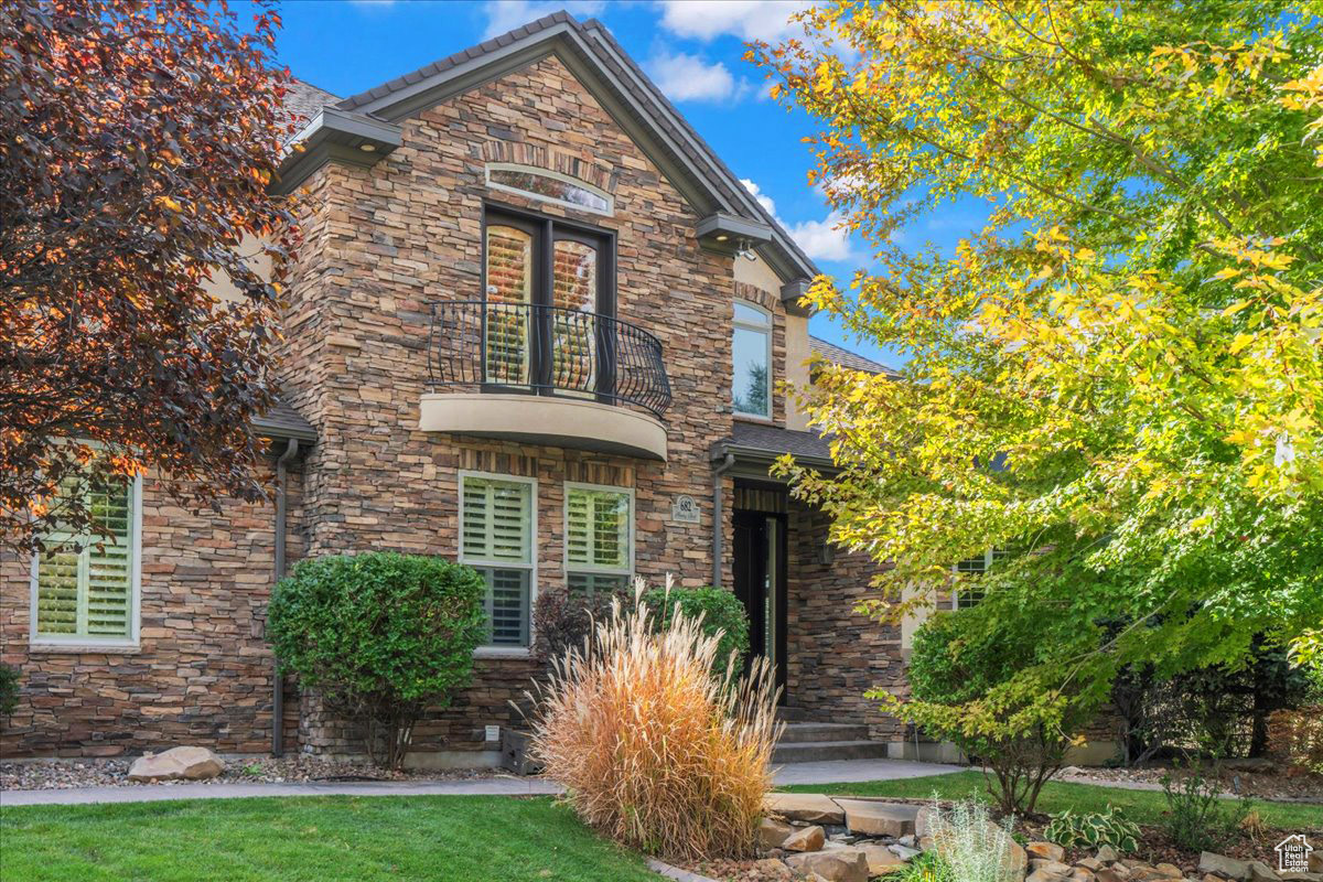 HEALEY HEIGHTS - Residential