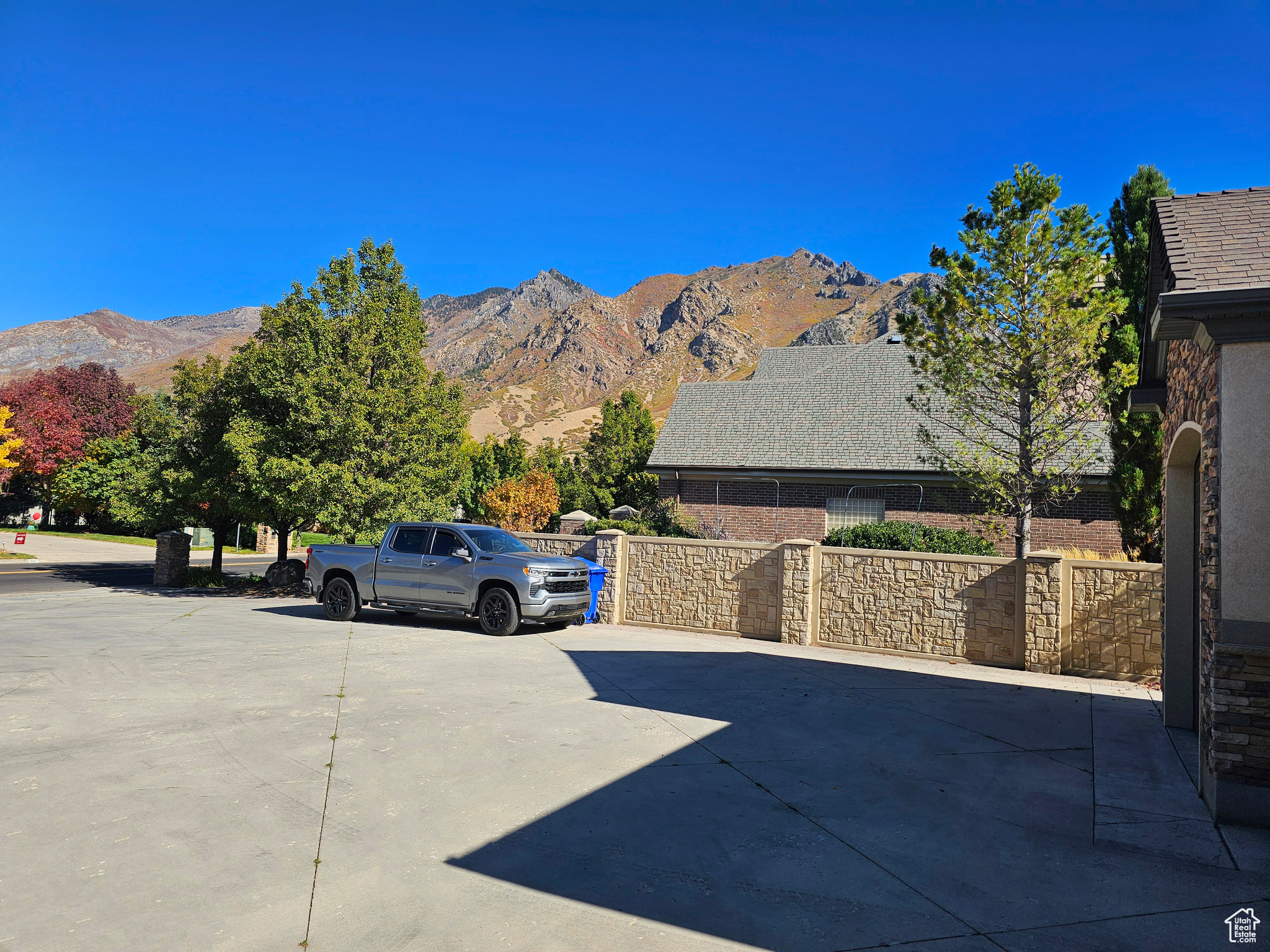 HEALEY HEIGHTS - Residential