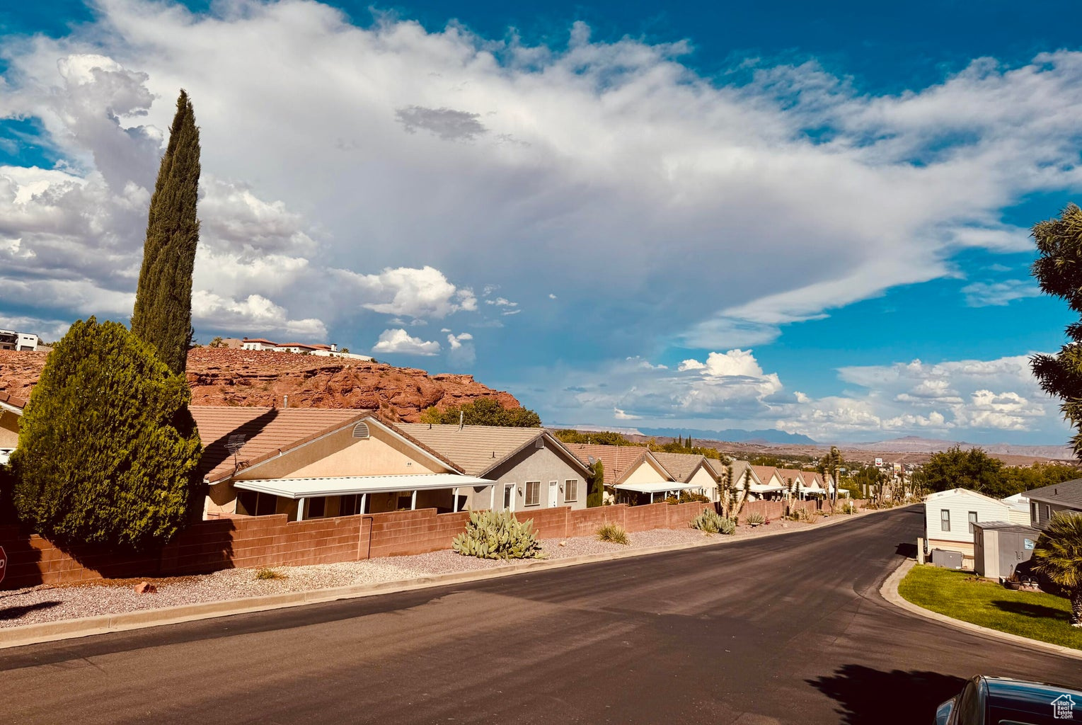 CANYON BREEZE RV RESORT - Residential