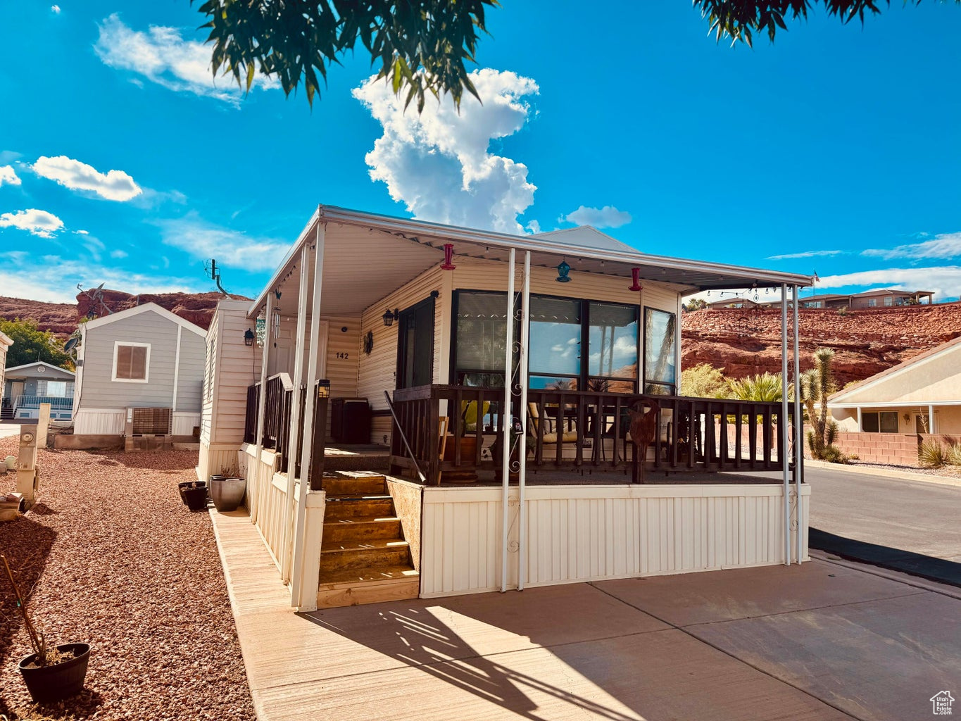 CANYON BREEZE RV RESORT - Residential