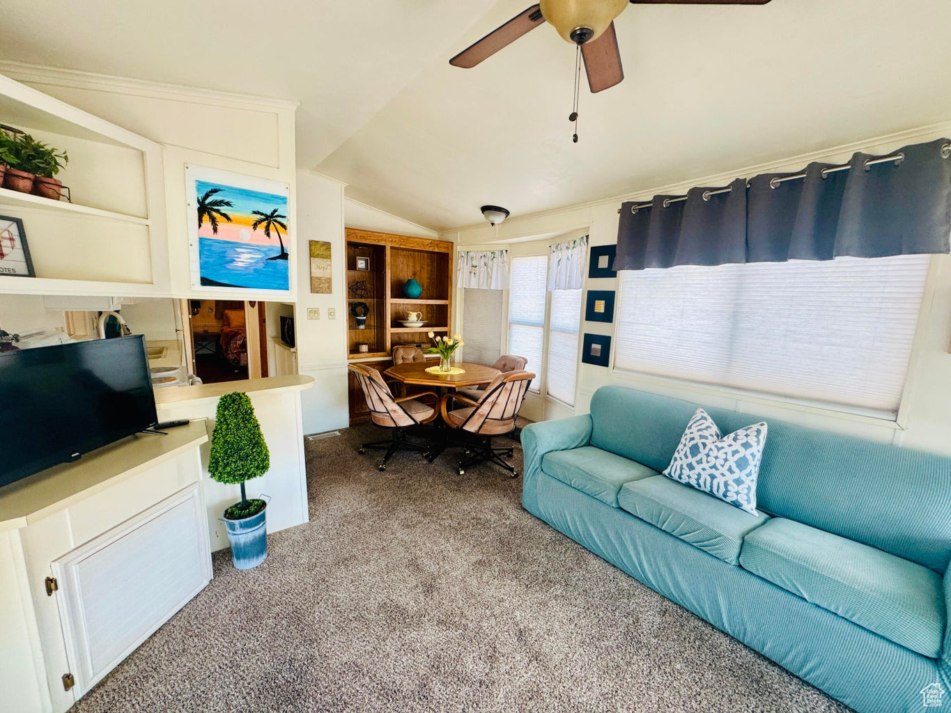 CANYON BREEZE RV RESORT - Residential