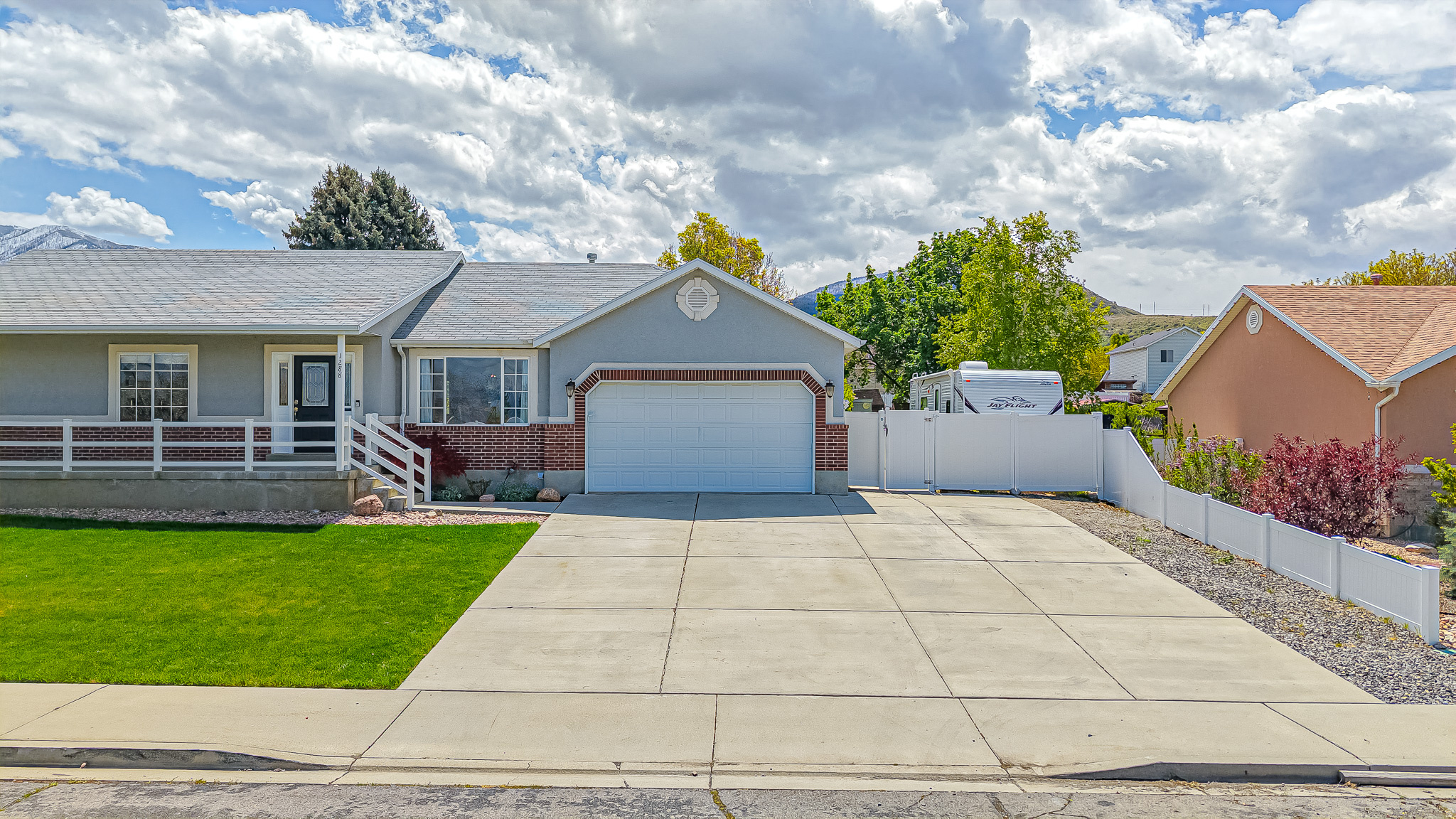 CURTIS - Residential