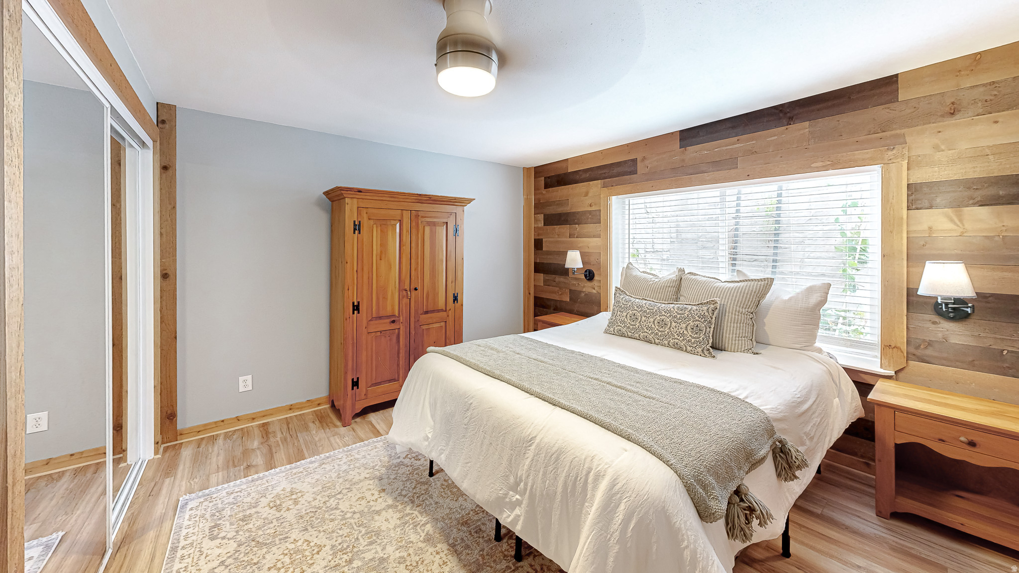 CURTIS - Residential