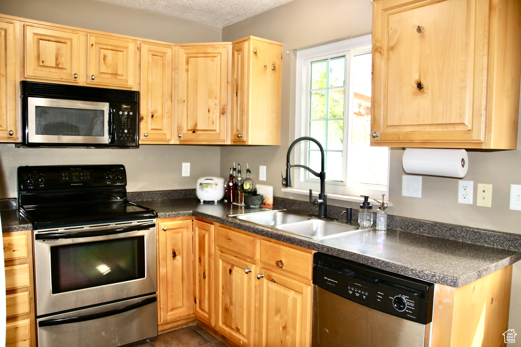 WILLOWS - Residential
