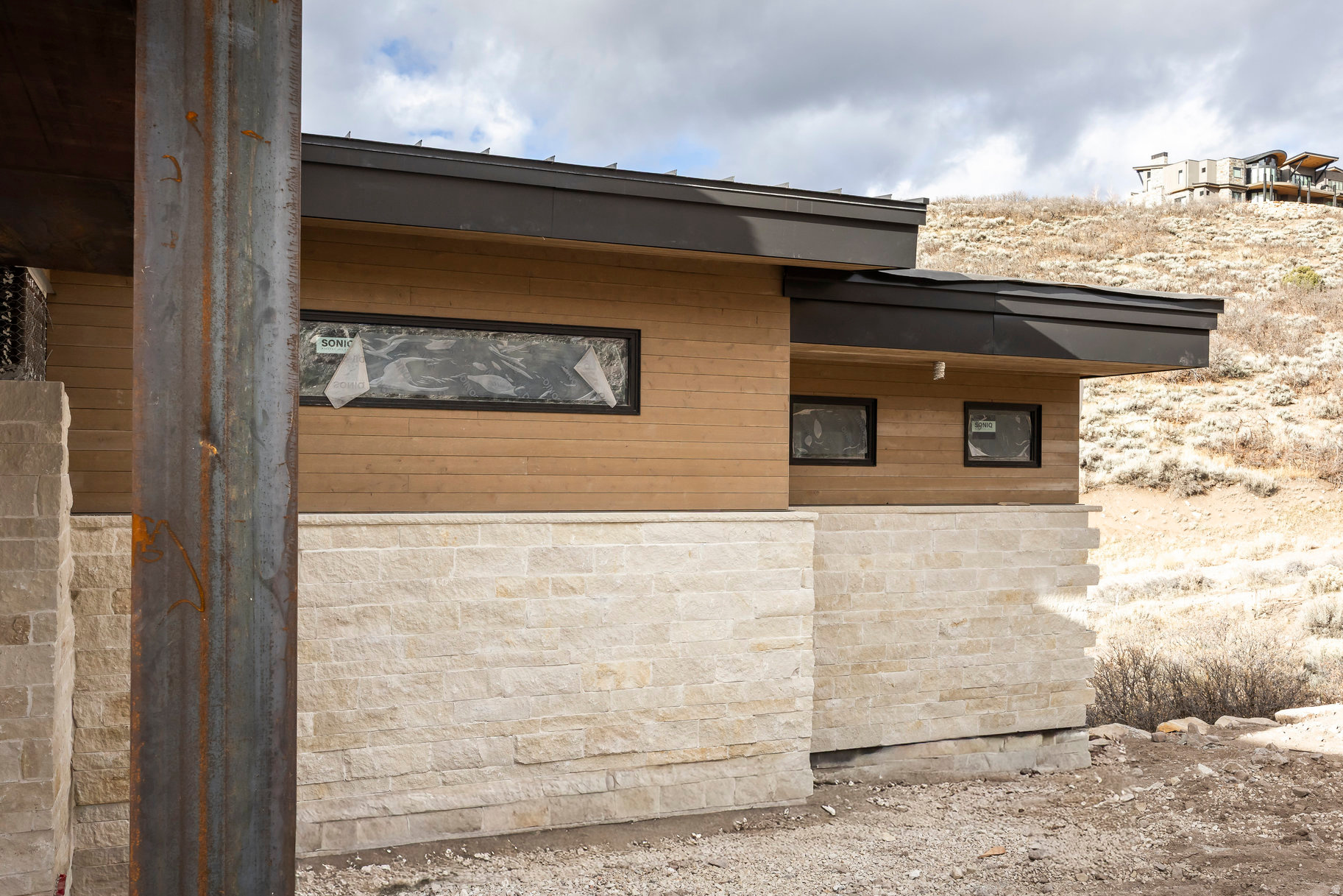 RED LEDGES - Residential