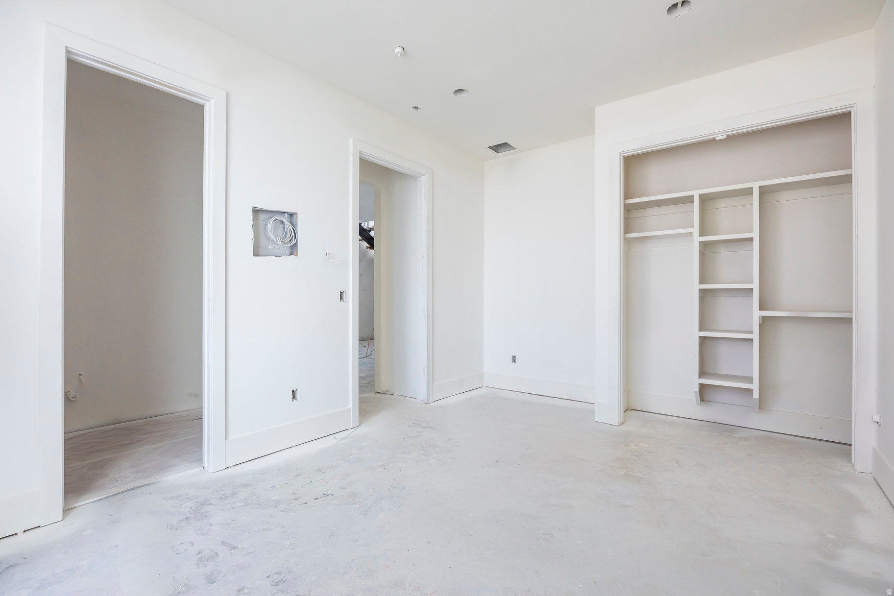 RED LEDGES - Residential