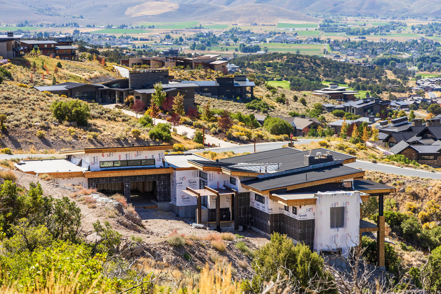 RED LEDGES - Residential