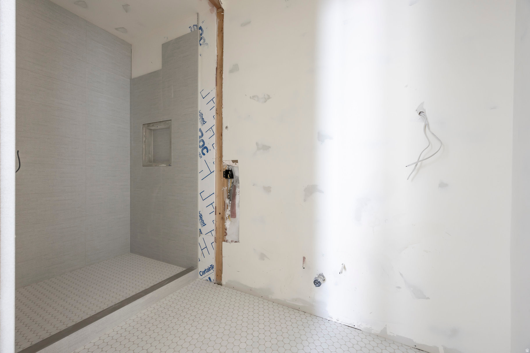 RED LEDGES - Residential