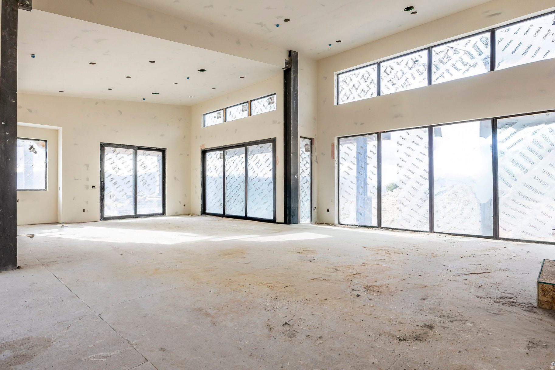 RED LEDGES - Residential