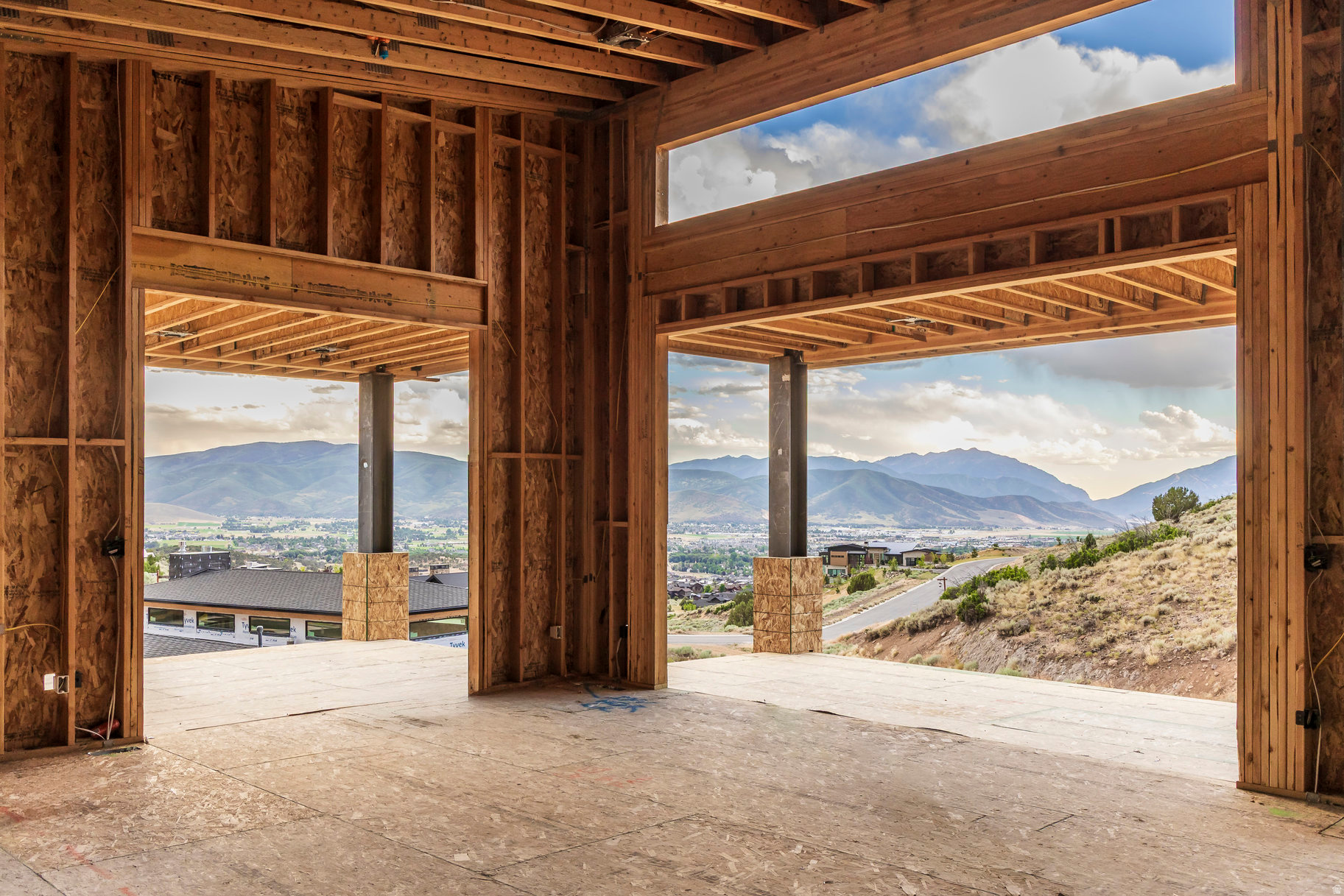 RED LEDGES - Residential