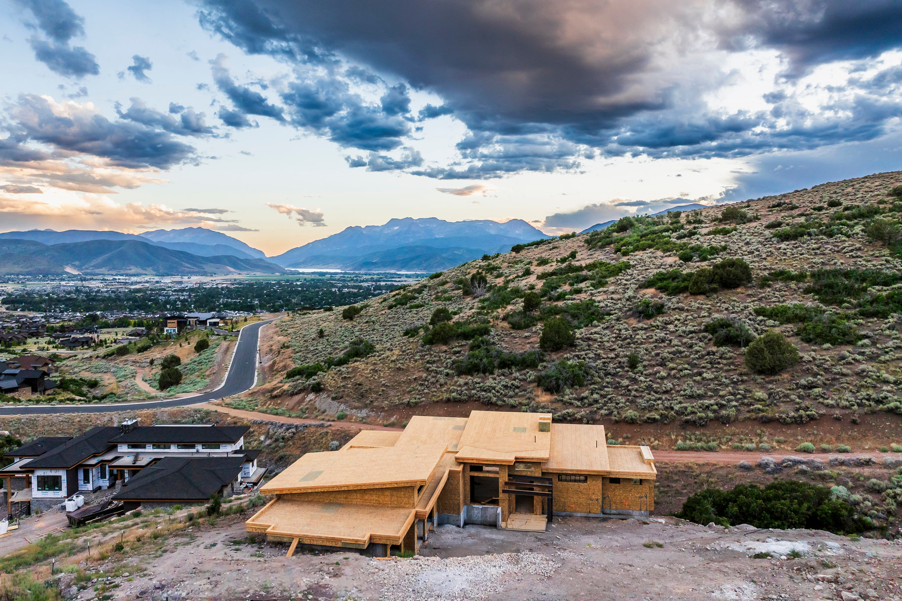 RED LEDGES - Residential