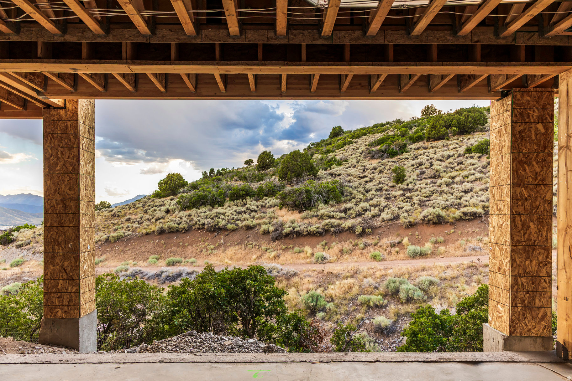 RED LEDGES - Residential