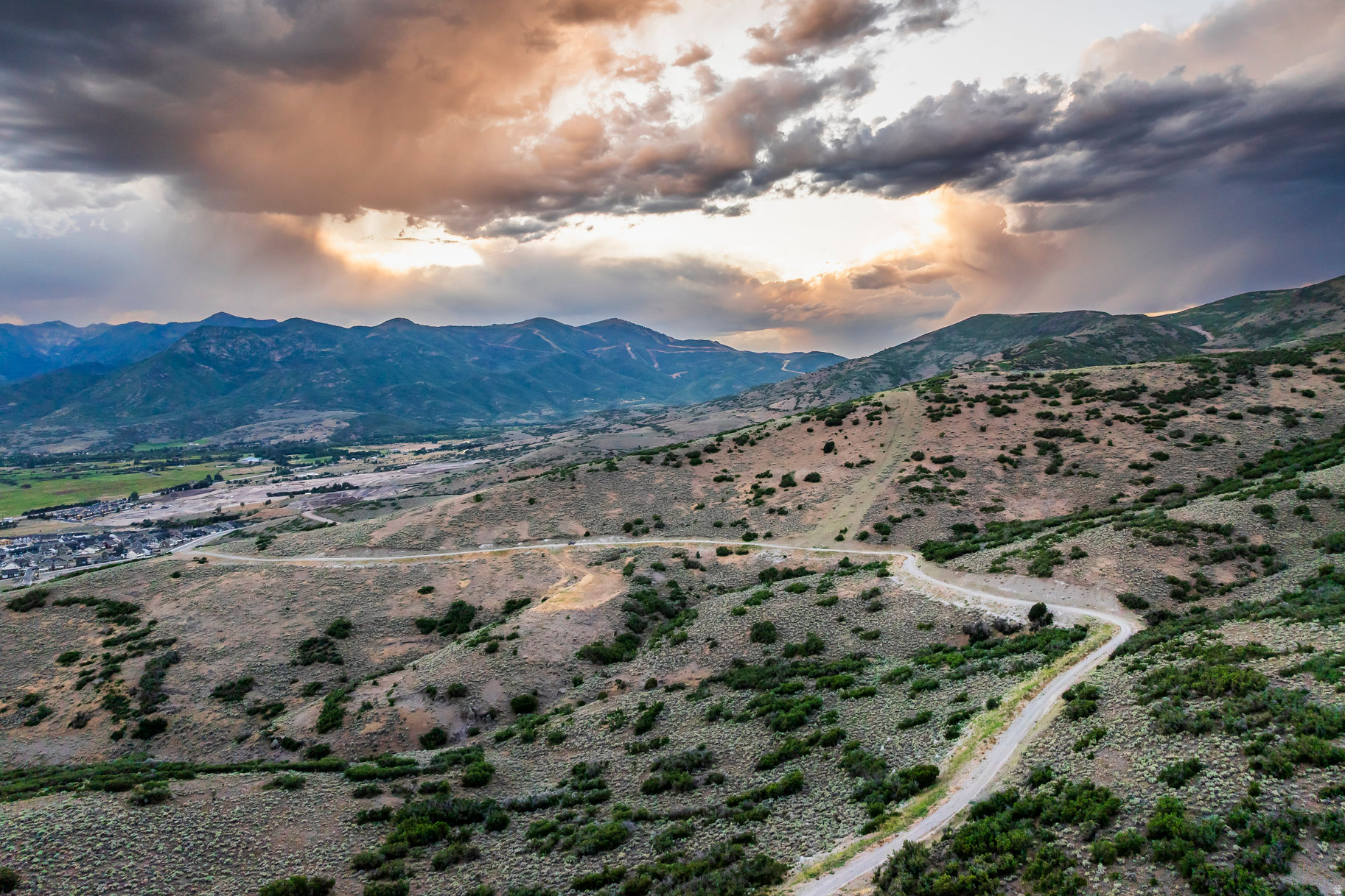 RED LEDGES - Residential