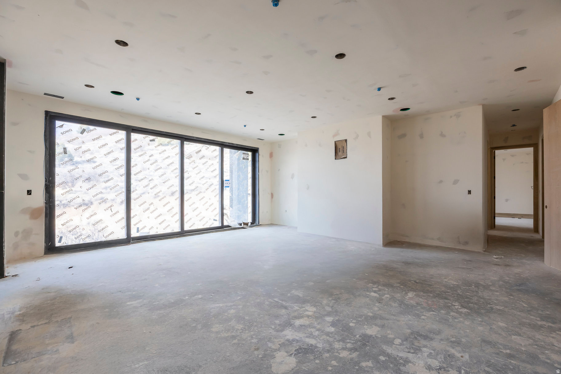 RED LEDGES - Residential