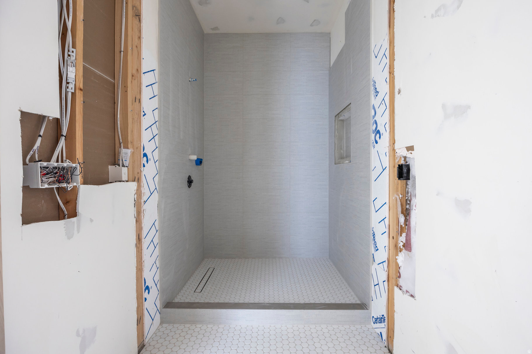 RED LEDGES - Residential