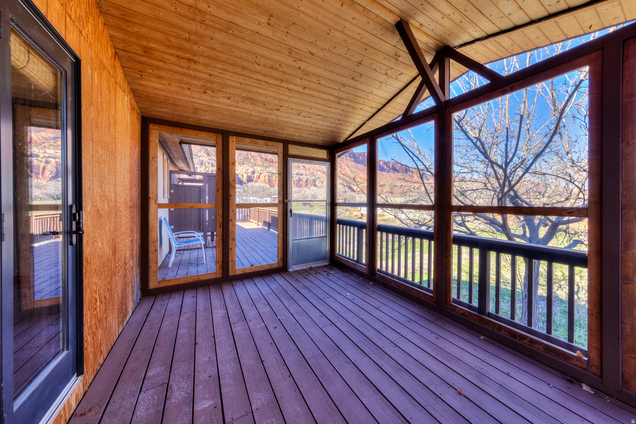 CASTLE VALLEY RIVER RANCHOS - Residential