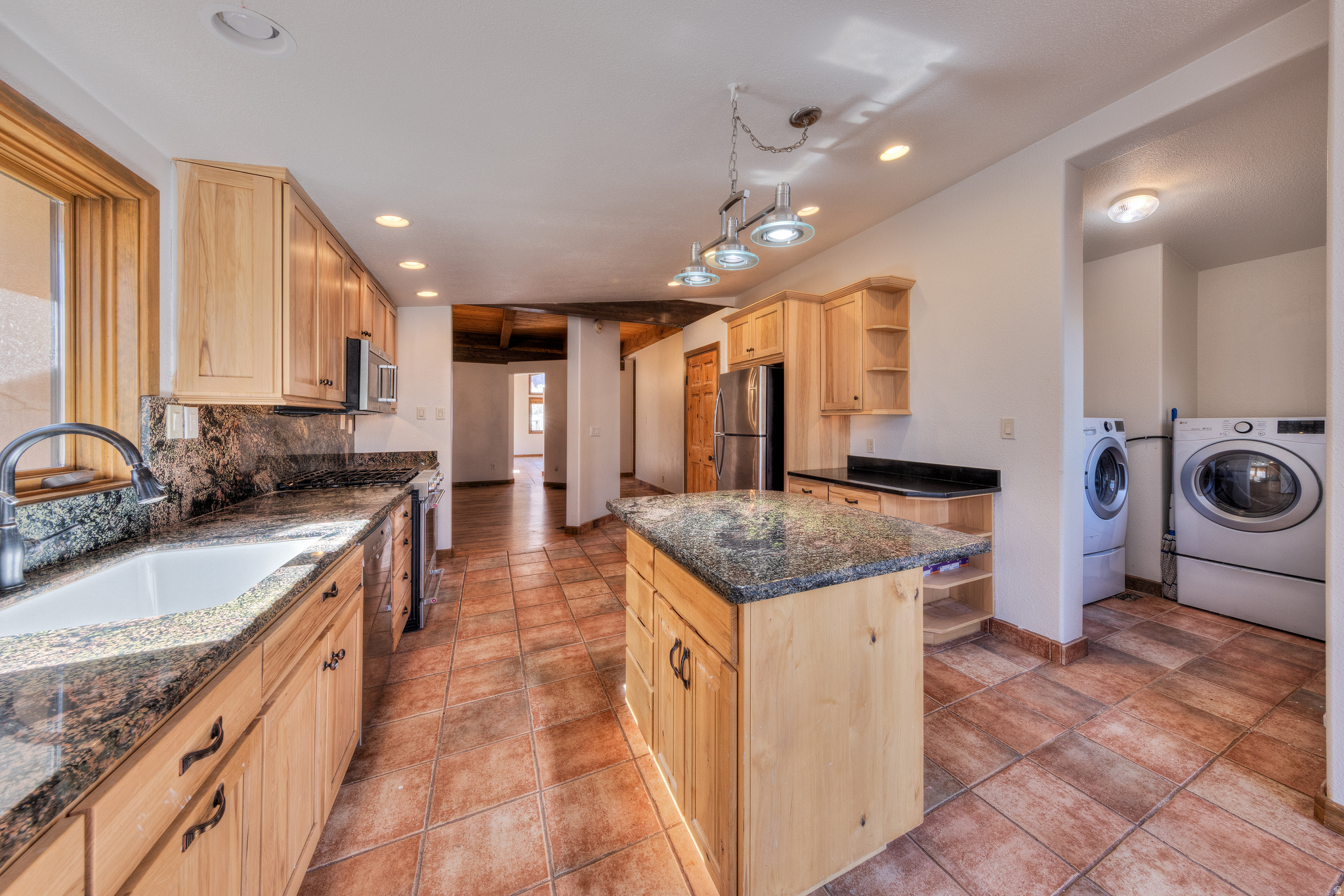 CASTLE VALLEY RIVER RANCHOS - Residential