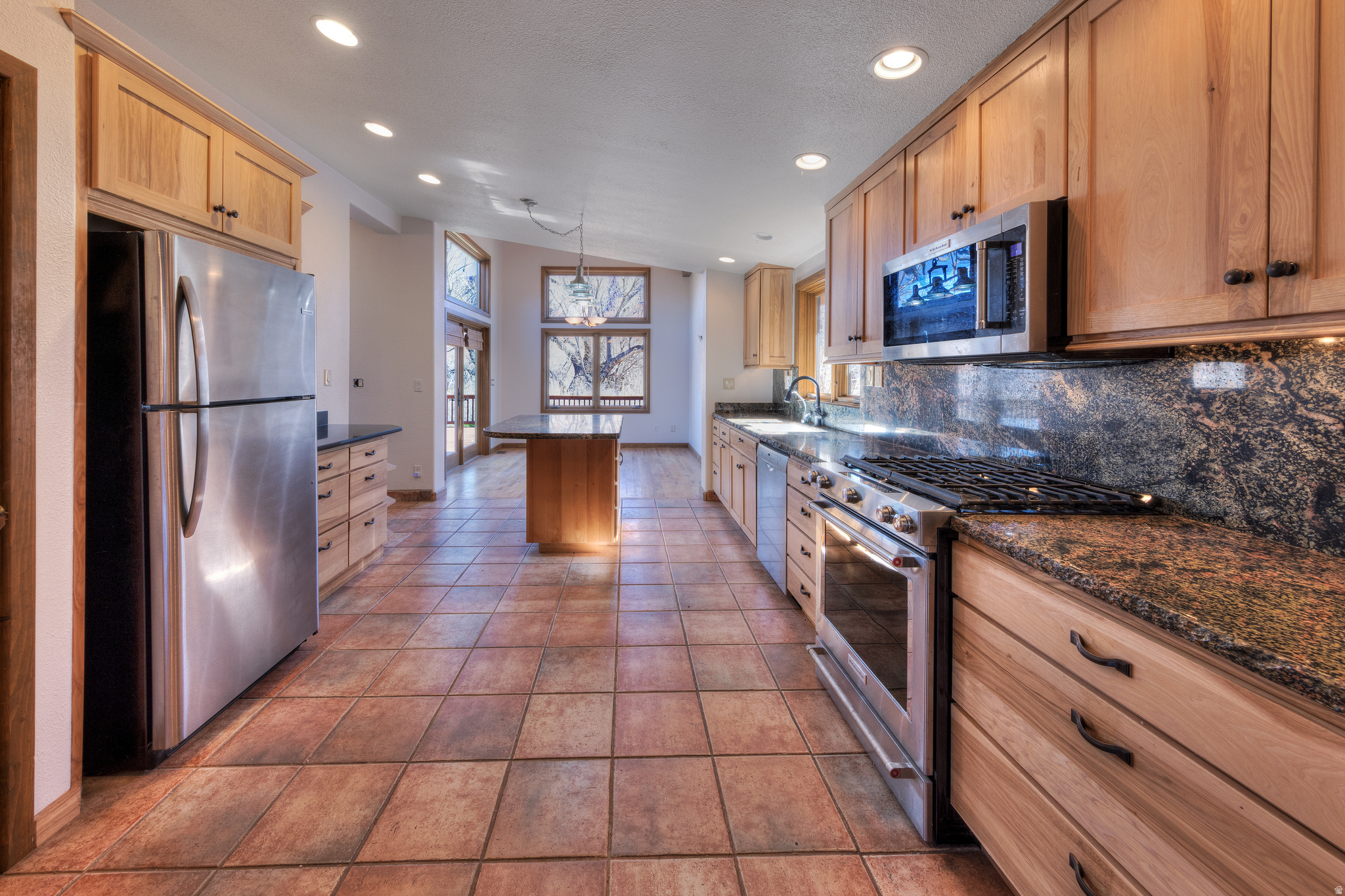 CASTLE VALLEY RIVER RANCHOS - Residential