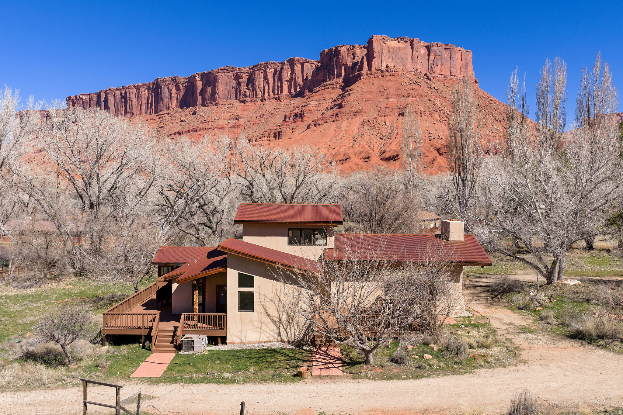 CASTLE VALLEY RIVER RANCHOS - Residential