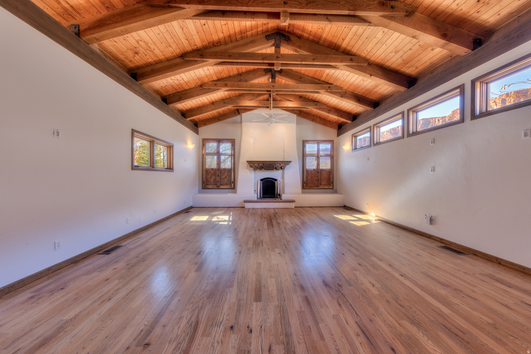 CASTLE VALLEY RIVER RANCHOS - Residential