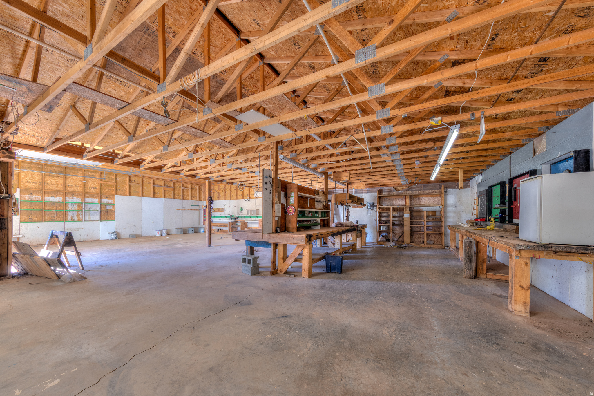 CASTLE VALLEY RIVER RANCHOS - Residential