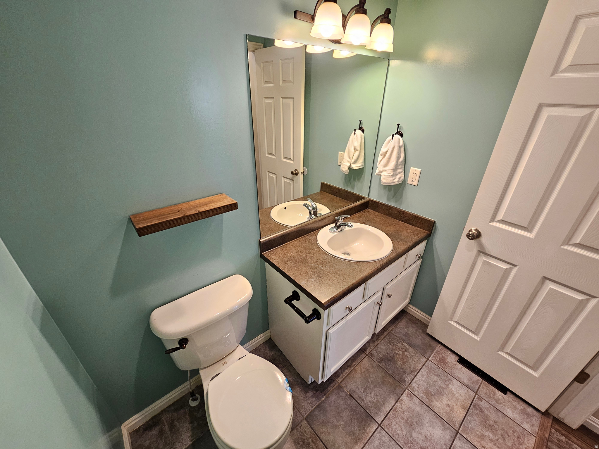 COLONIAL PARK - Residential