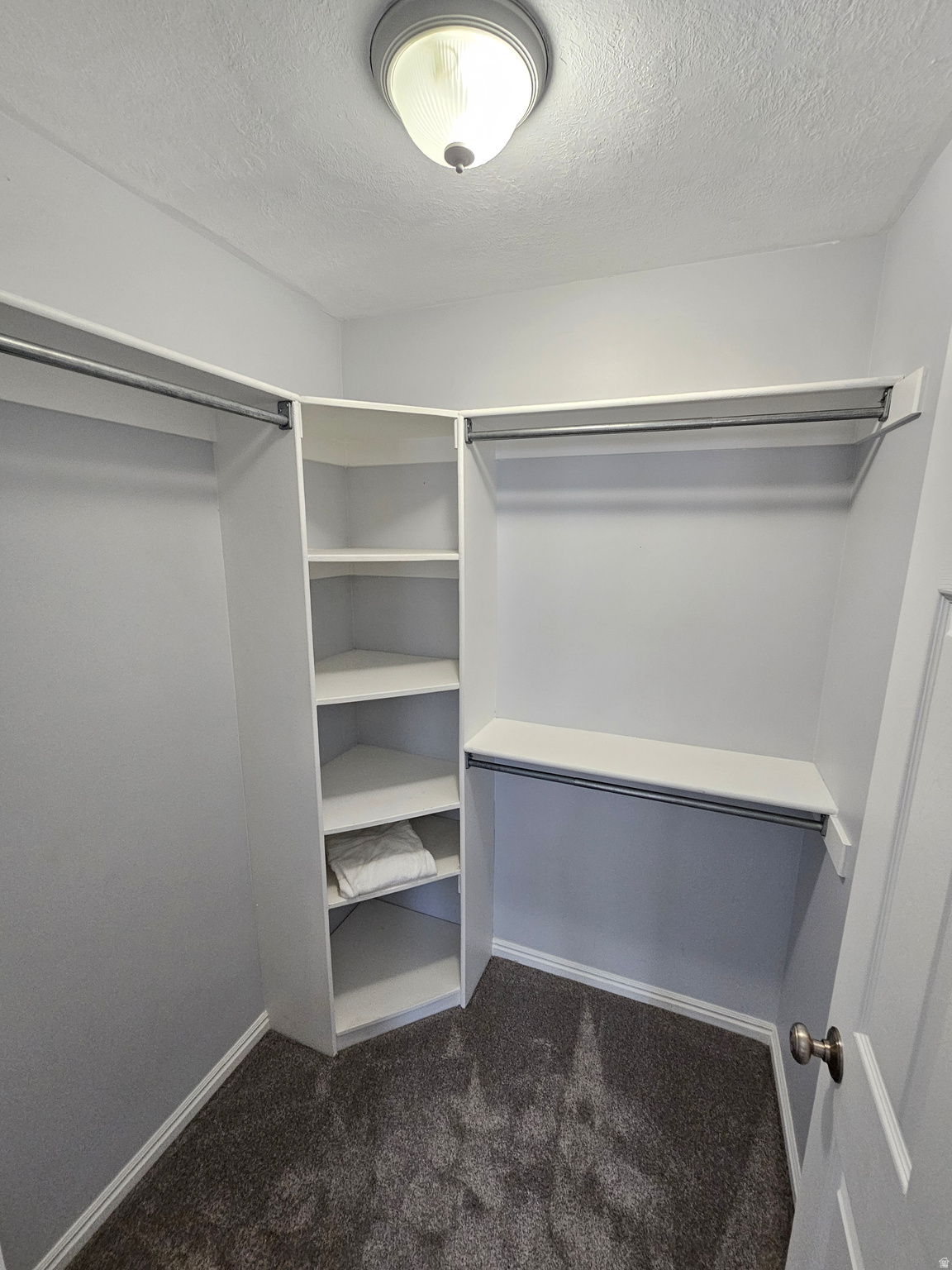 COLONIAL PARK - Residential