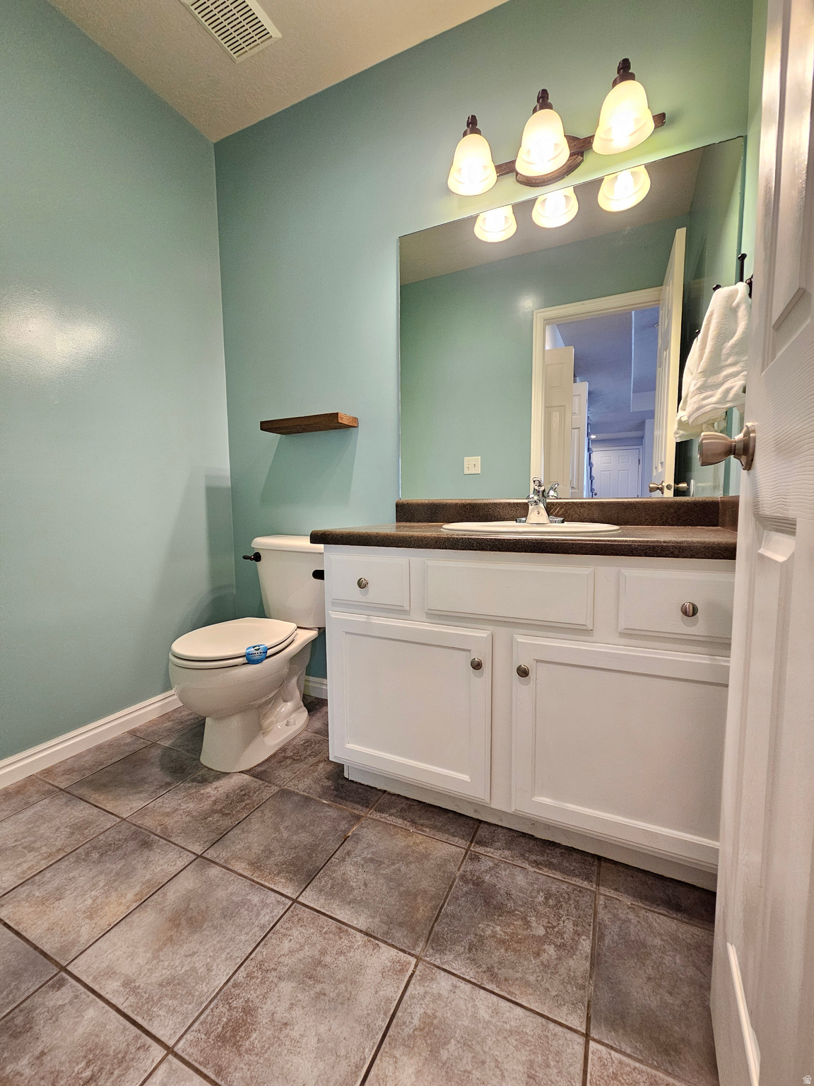 COLONIAL PARK - Residential