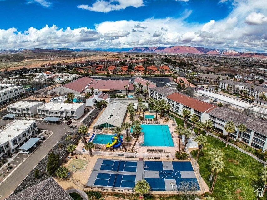 LAS PALMAS RESORT - Residential