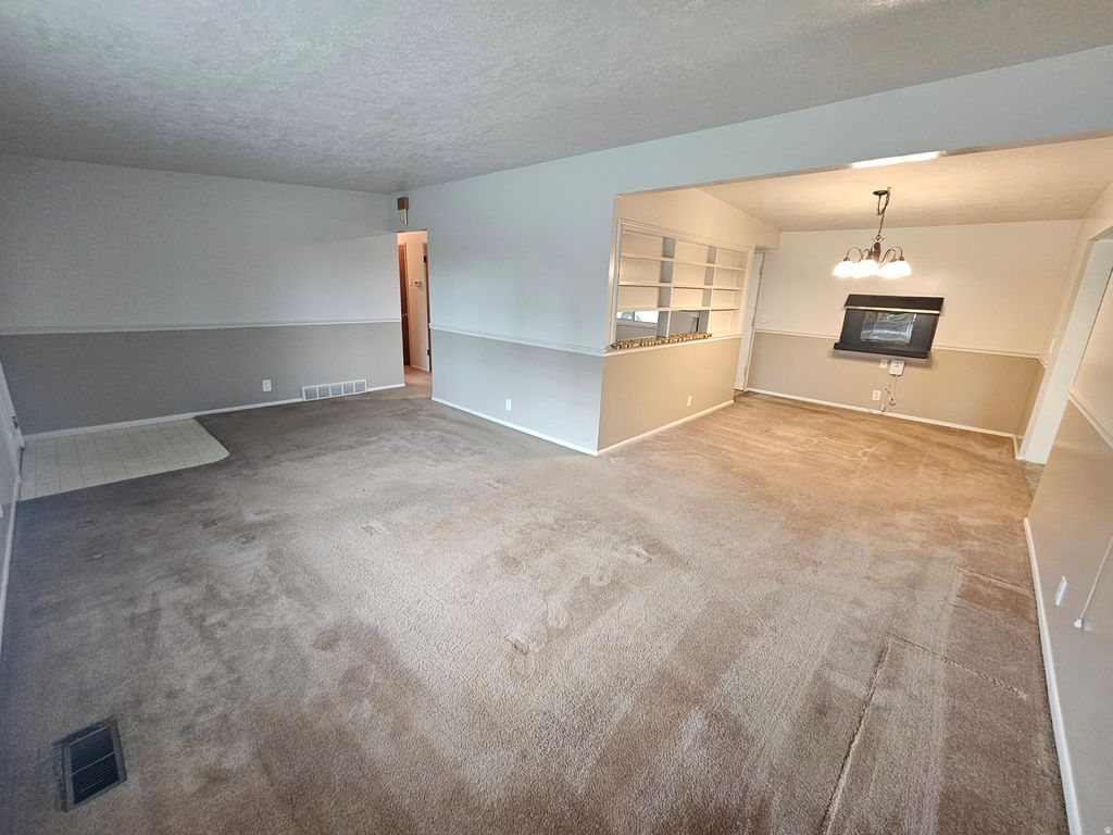 Photo of 335 W LA SALLE DR S, Midvale, UT 84047 (MLS # 2124710)