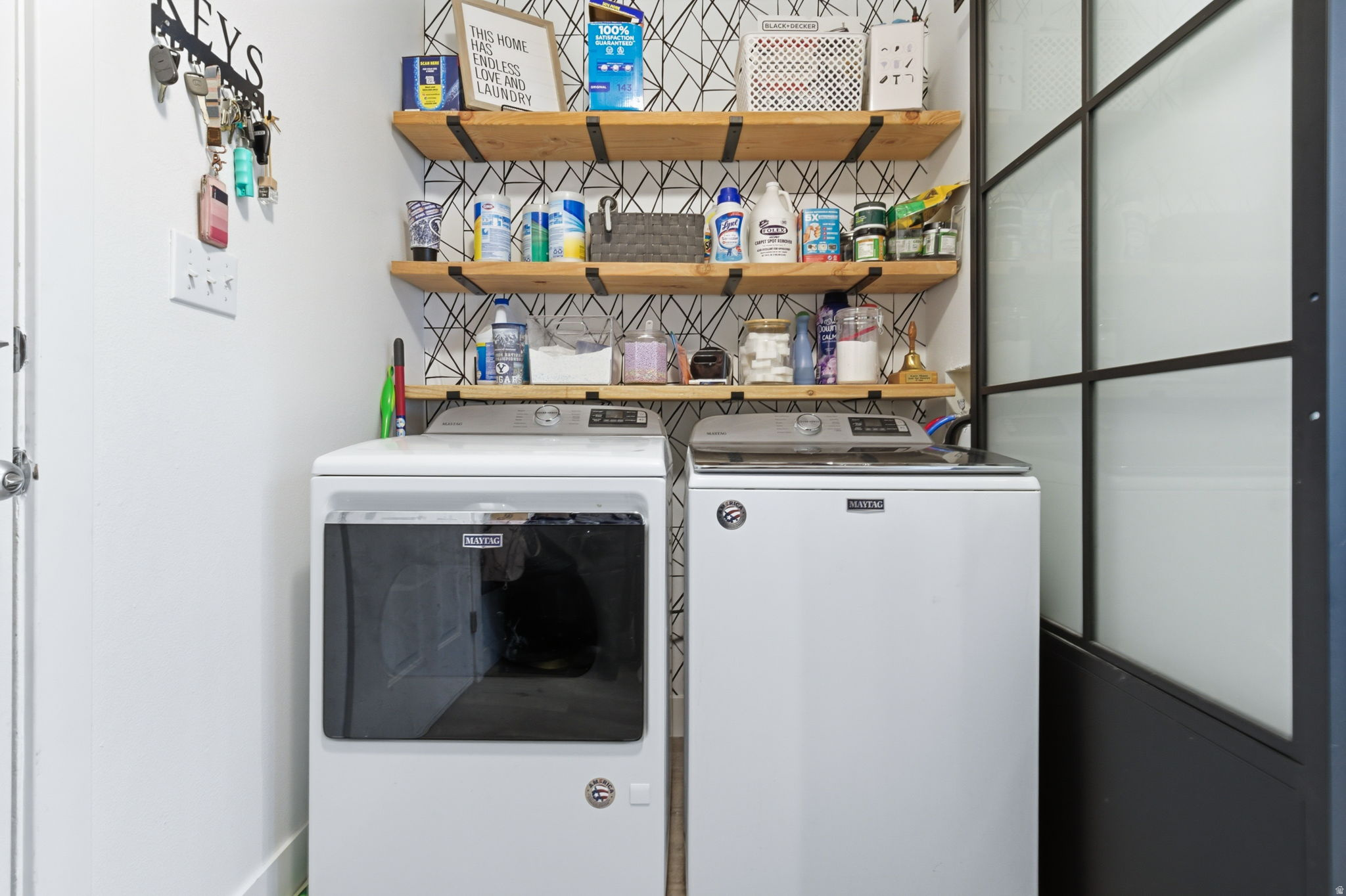 HOLLOW HEIGHTS - Residential