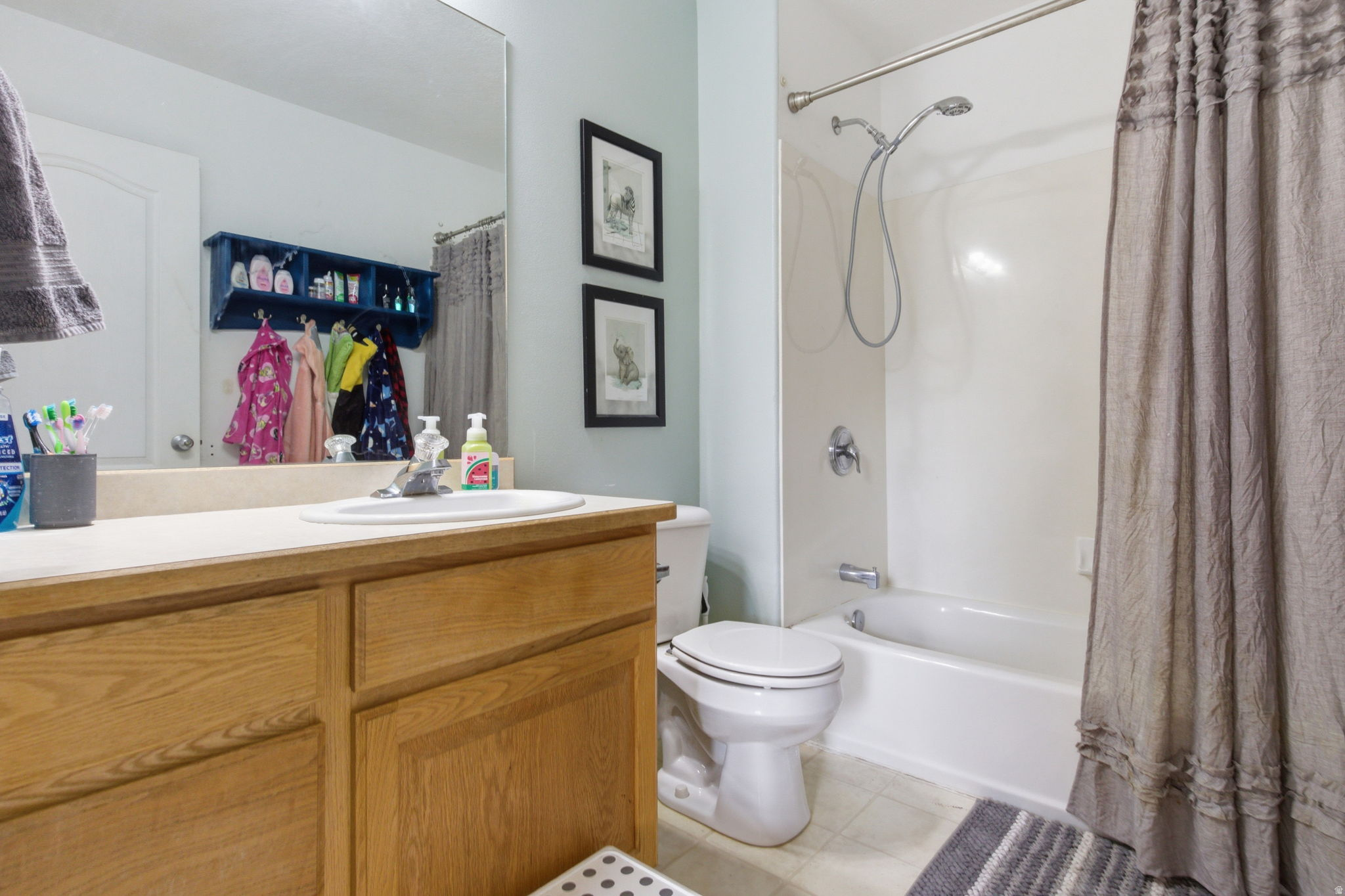 HOLLOW HEIGHTS - Residential