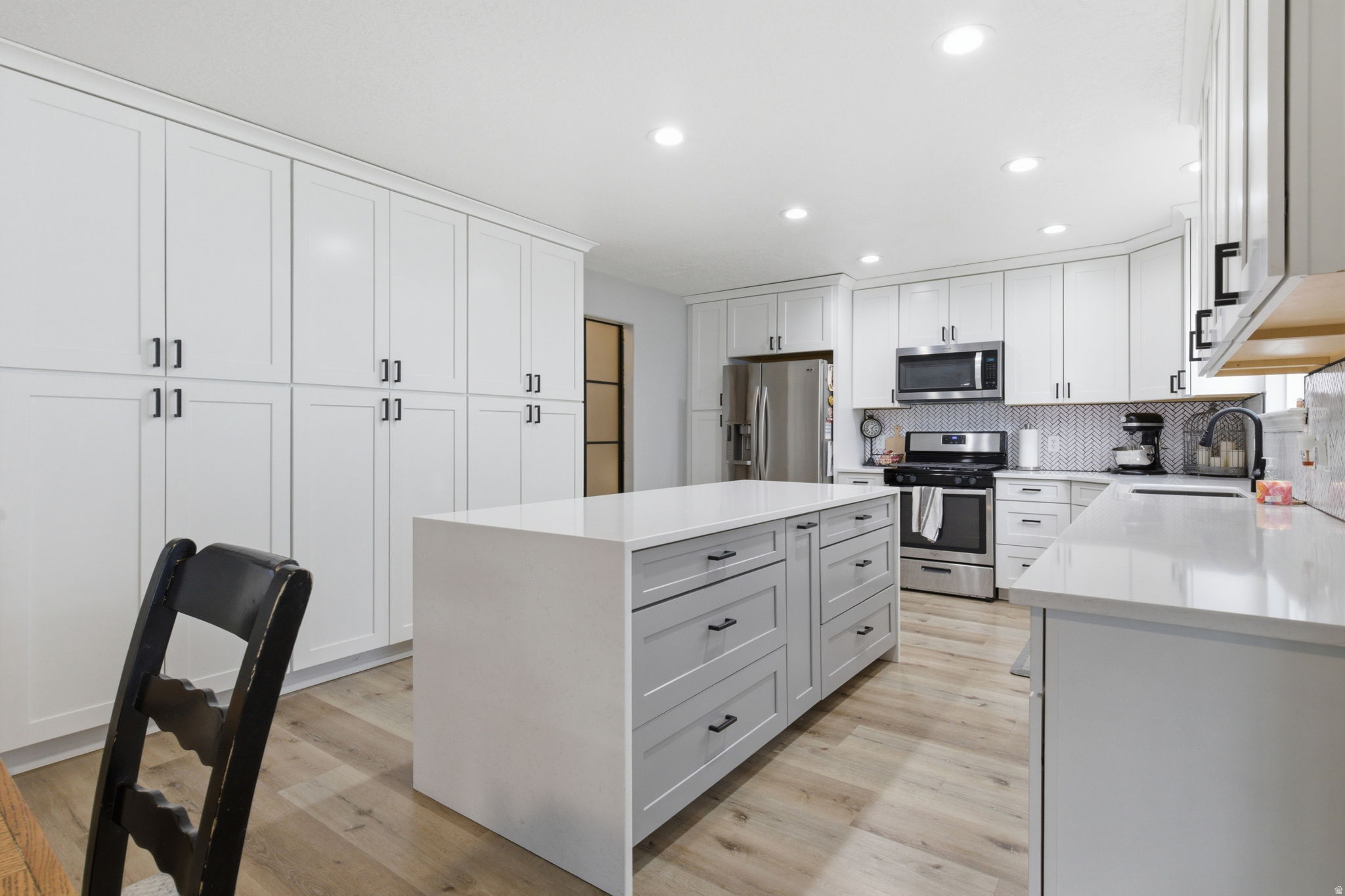 HOLLOW HEIGHTS - Residential