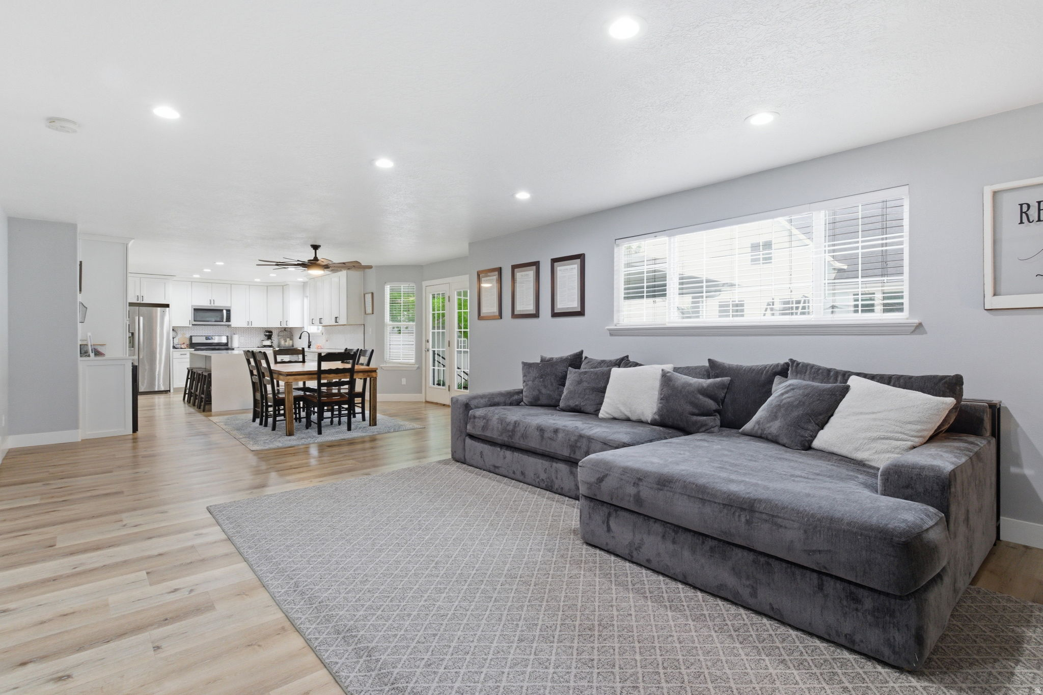 HOLLOW HEIGHTS - Residential