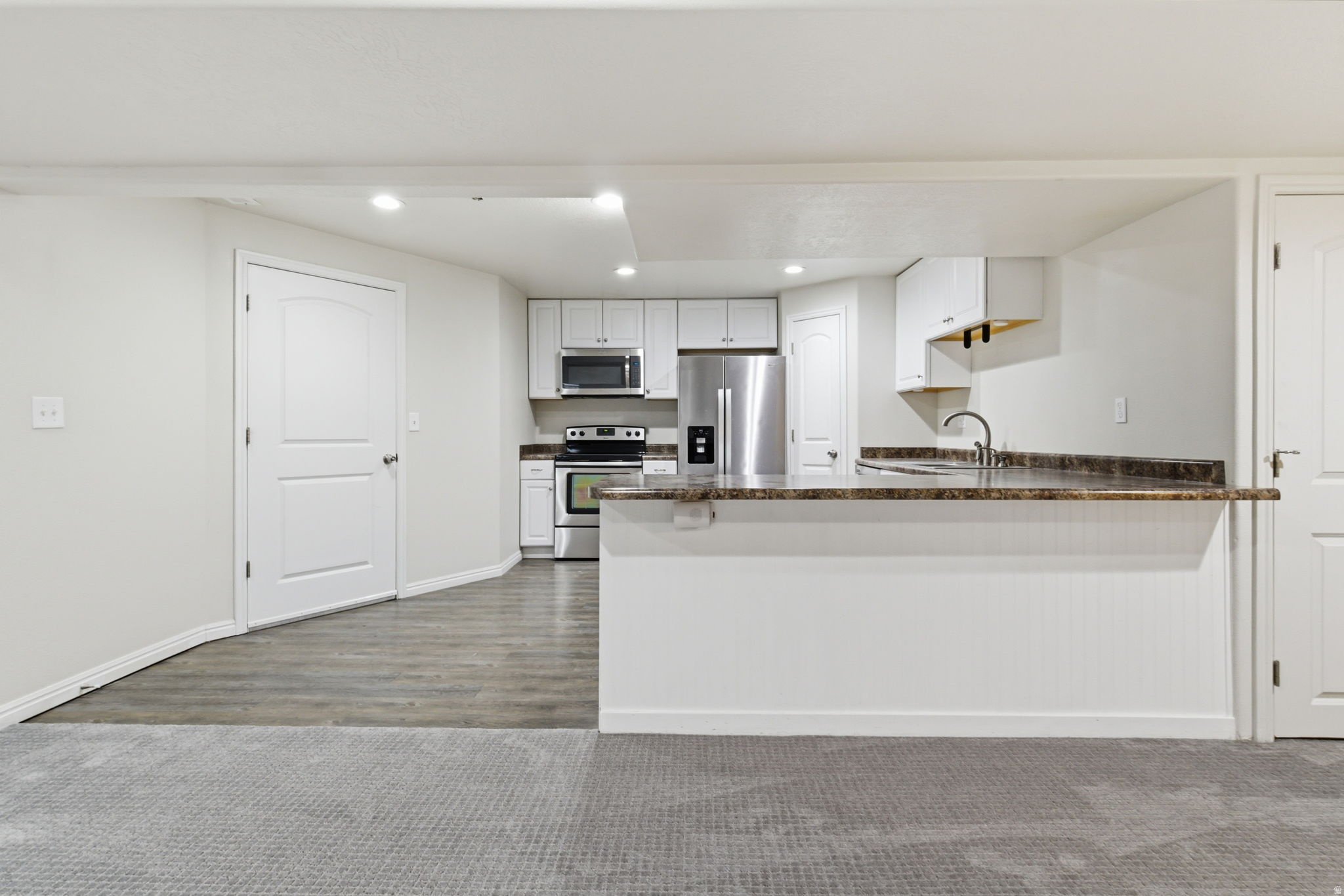 HOLLOW HEIGHTS - Residential