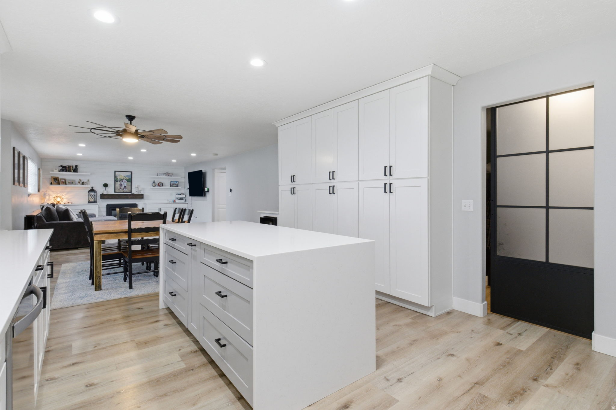 HOLLOW HEIGHTS - Residential