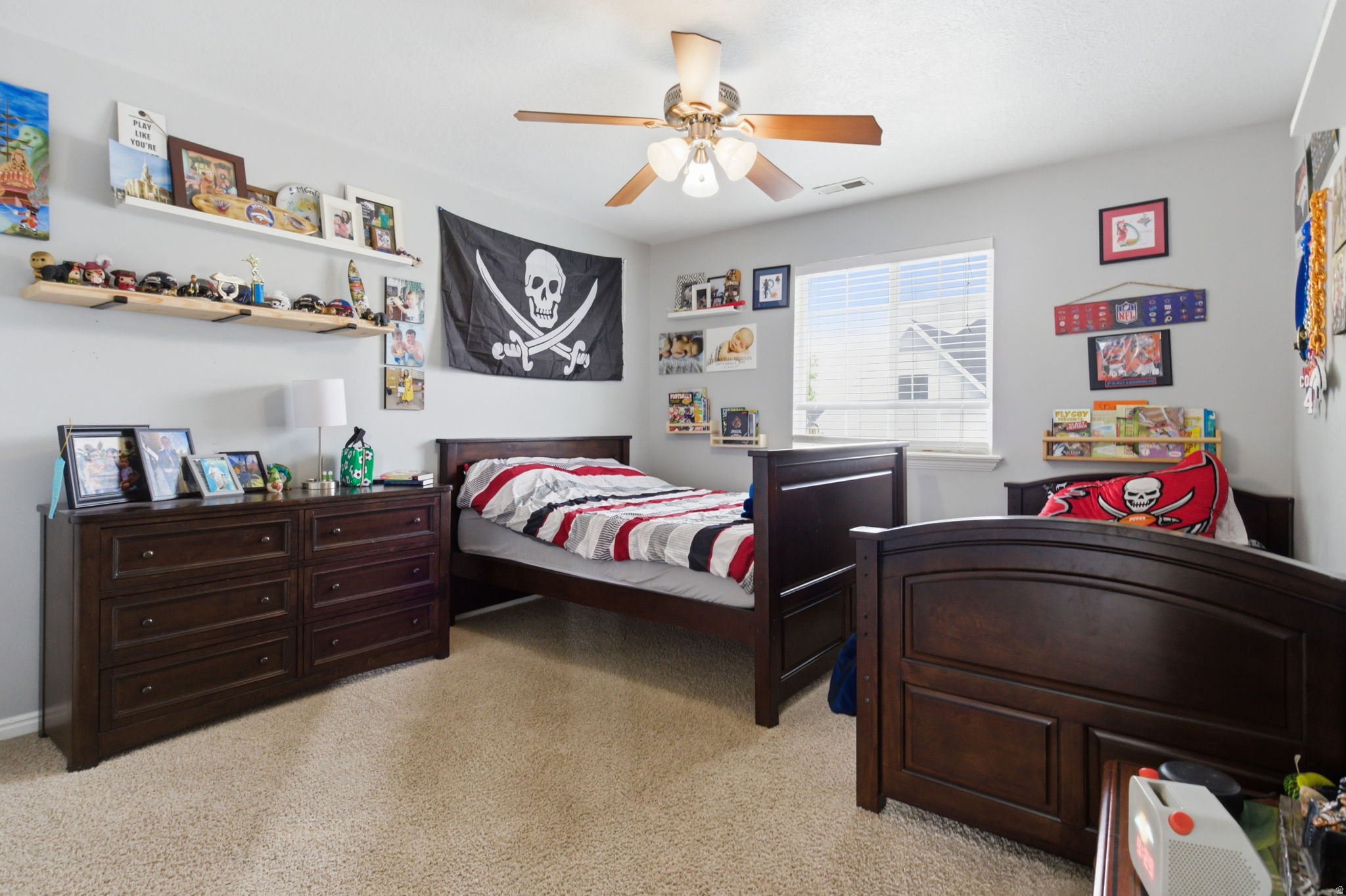 HOLLOW HEIGHTS - Residential