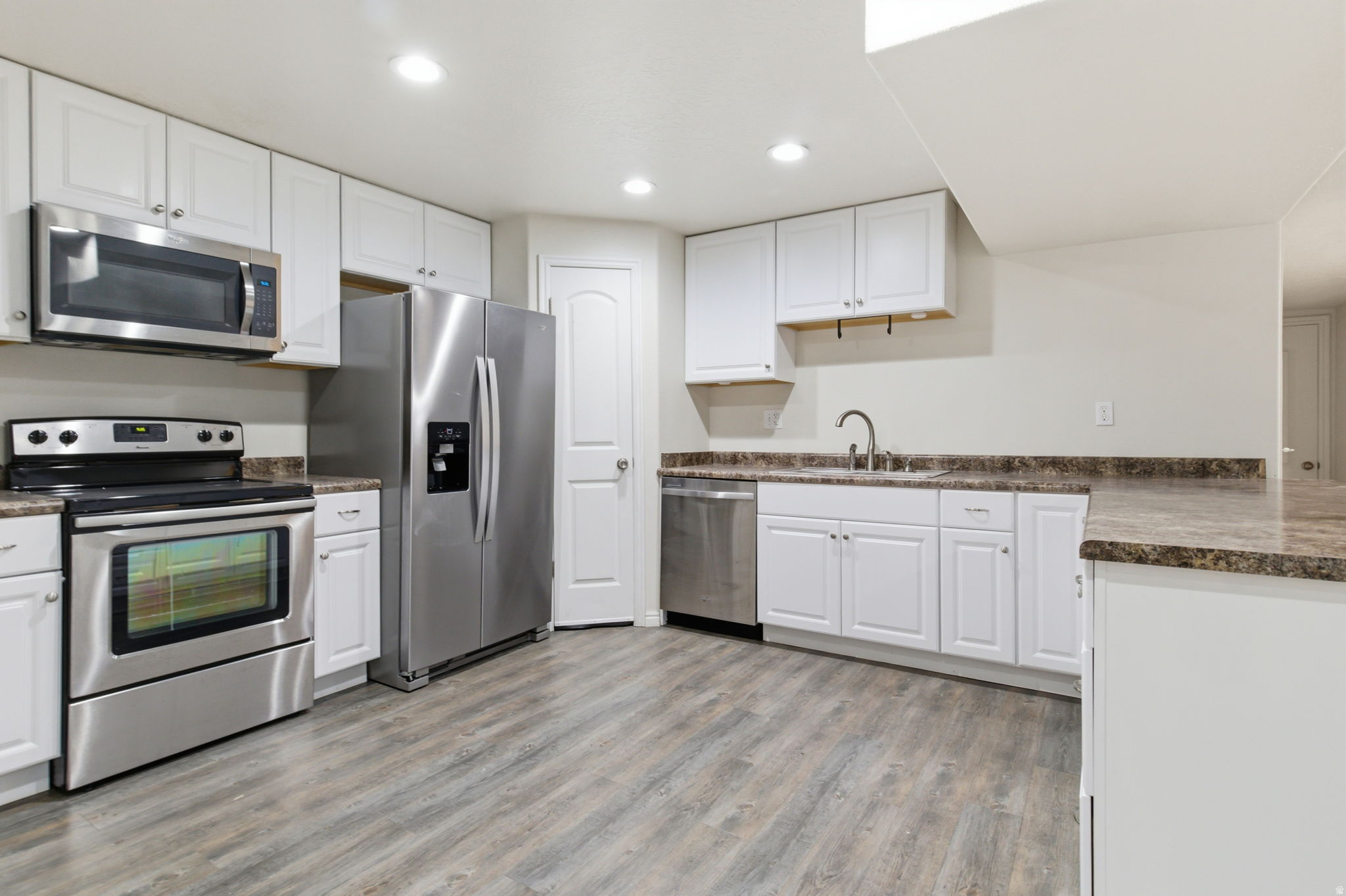 HOLLOW HEIGHTS - Residential