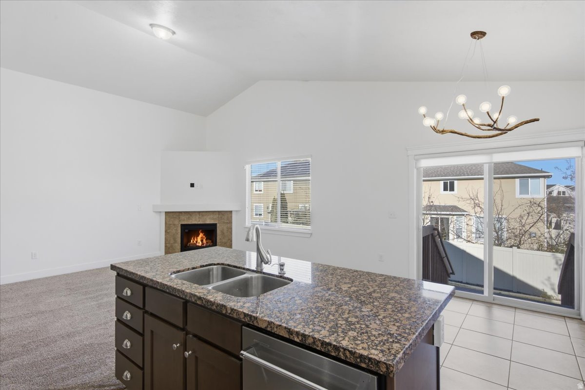 HIGH POINTE - Residential