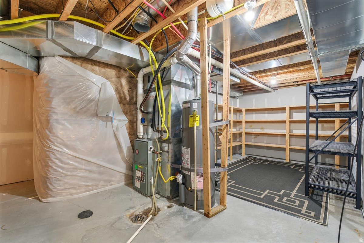 HIGH POINTE - Residential