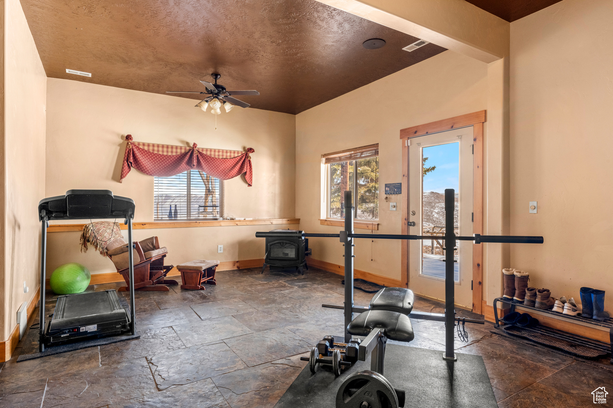 3478 E Porcupine Cir, Garden City, Utah image 29