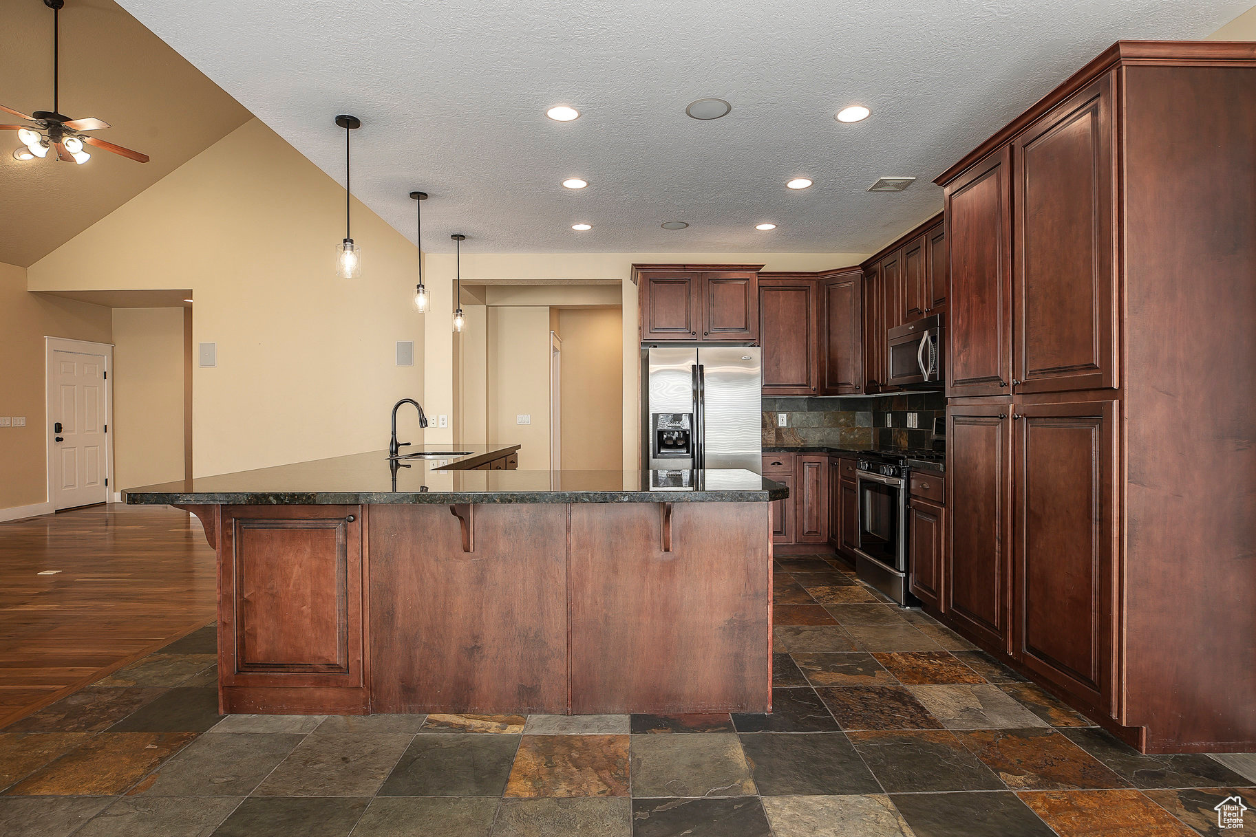 10934 S Coralville Way, South Jordan, Utah image 13